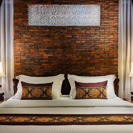 Prasats Boutique Hotel Phnom Penh Extérieur photo