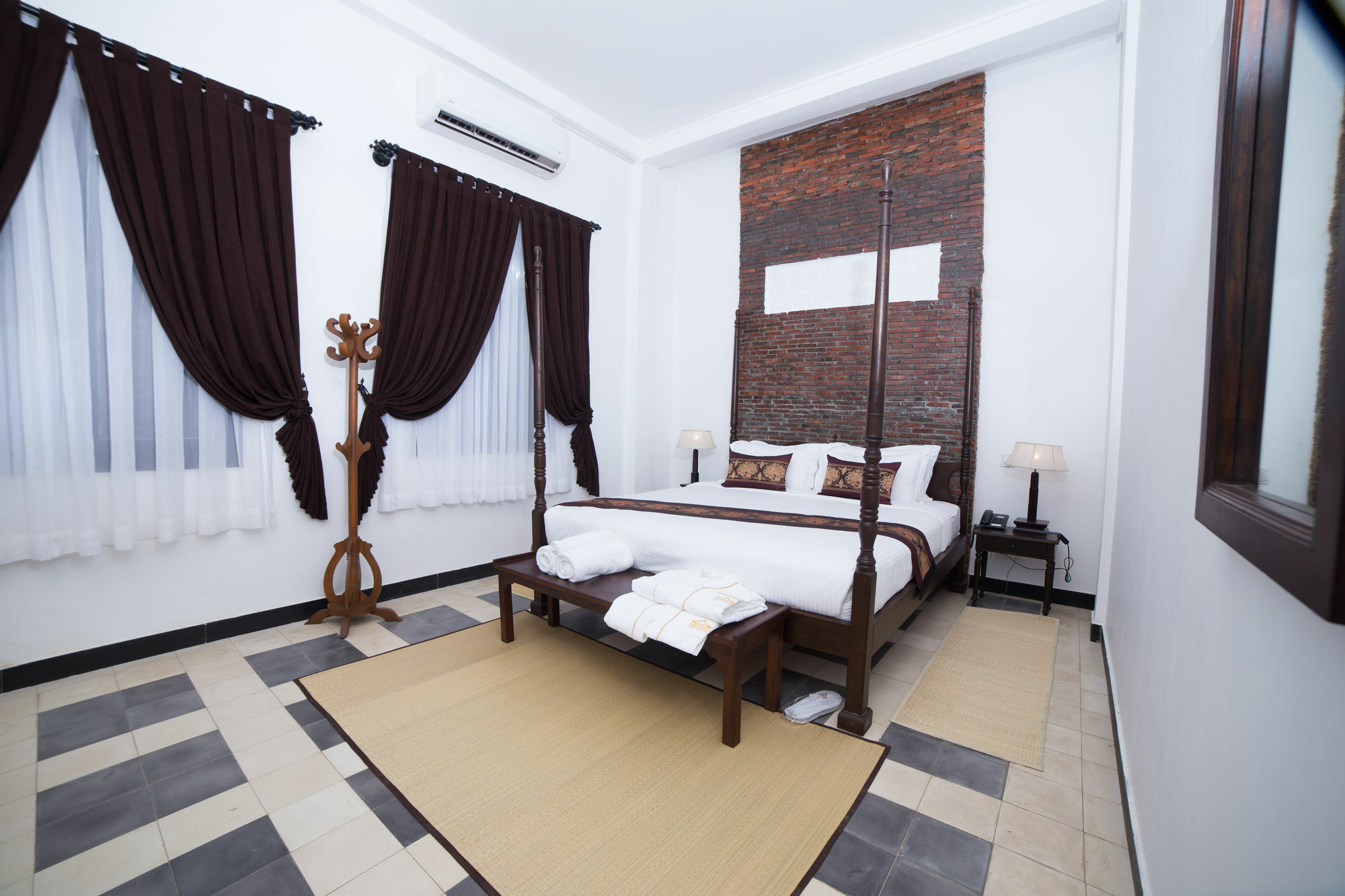 Prasats Boutique Hotel Phnom Penh Extérieur photo
