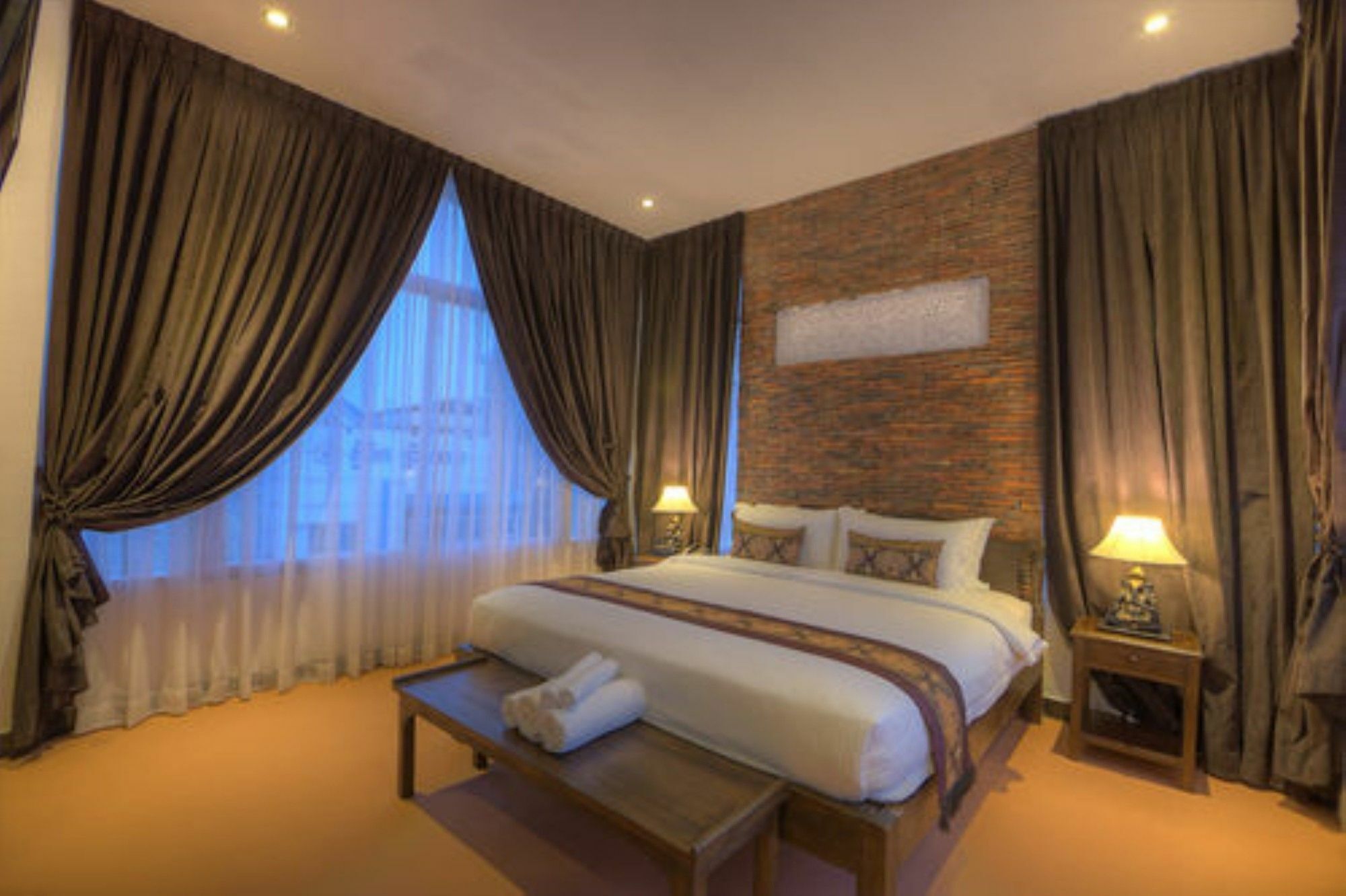 Prasats Boutique Hotel Phnom Penh Extérieur photo