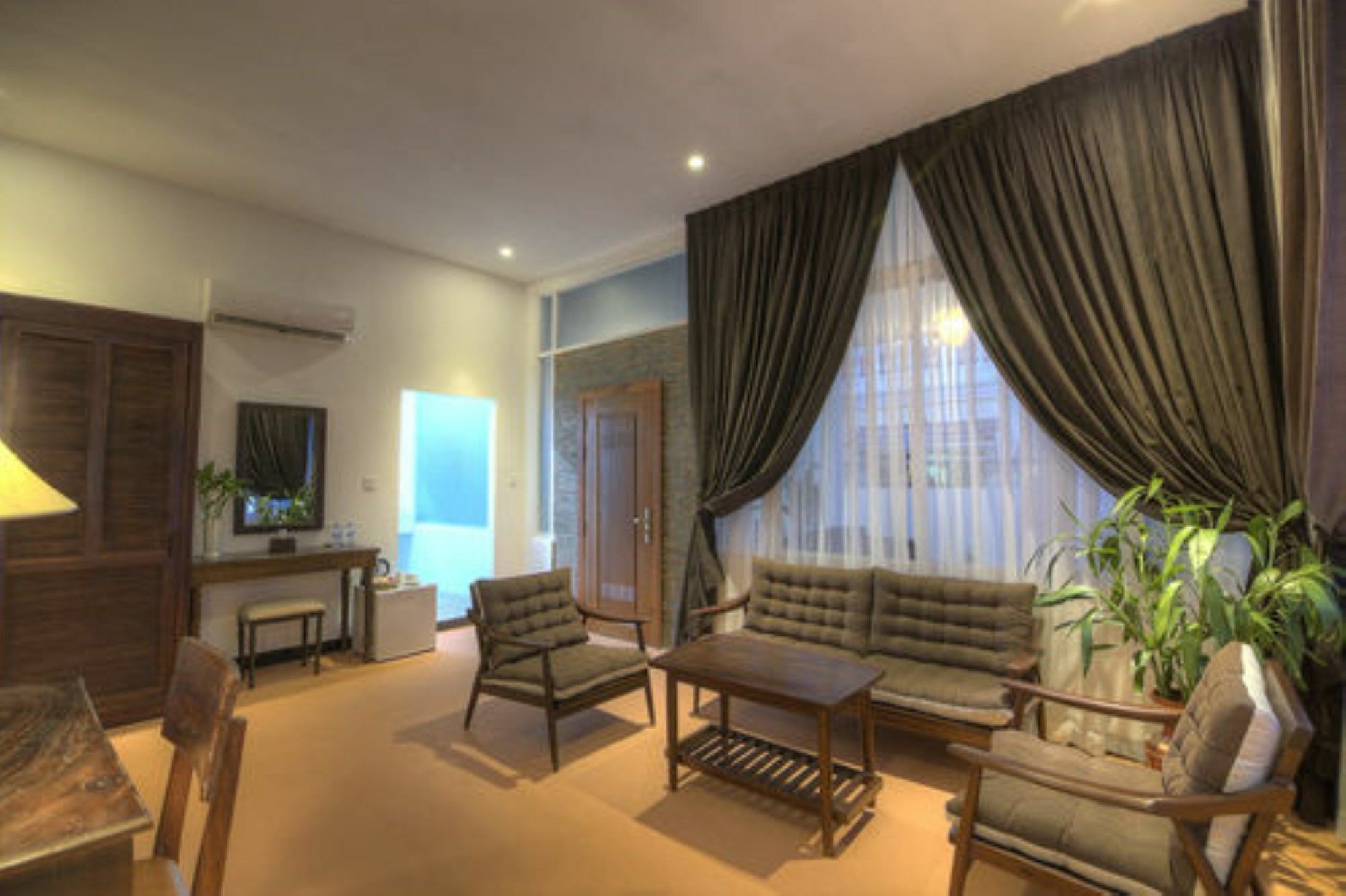 Prasats Boutique Hotel Phnom Penh Extérieur photo