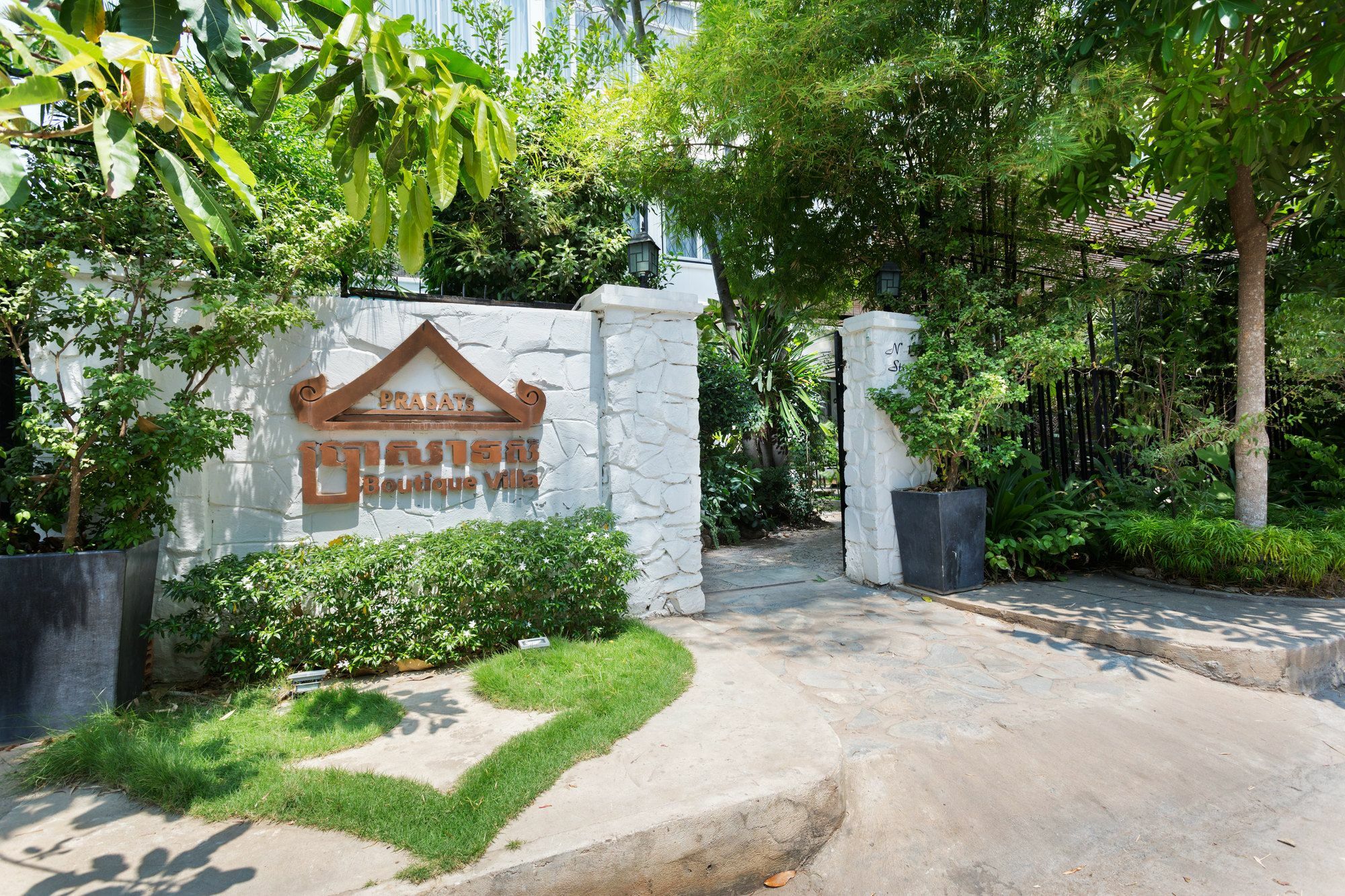 Prasats Boutique Hotel Phnom Penh Extérieur photo